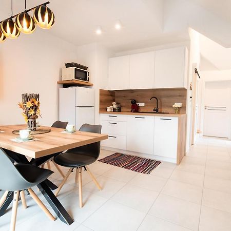 Apple Tree Apartment Μπλεντ Εξωτερικό φωτογραφία